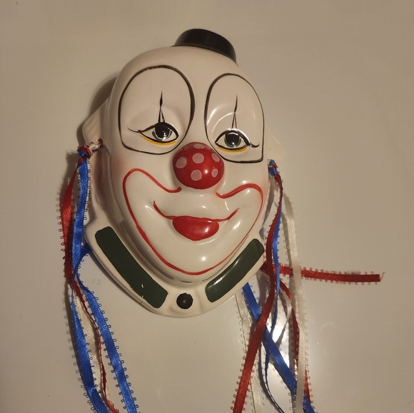 Red White and Blue Clown Mask Decoration - Picture 1 of 2